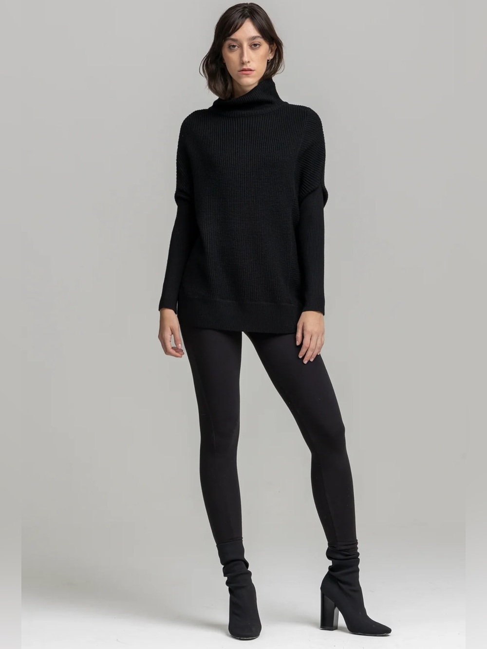 NFP NEW FORM PERSPECTIVE STRUCTURAL MERINO SWEATER NWOT